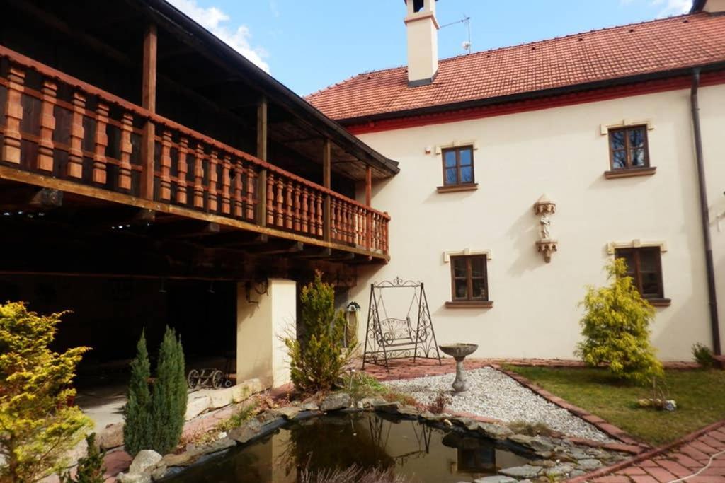 Zamecek Zdiky - Moderni Maly Apartman Bujanov Екстер'єр фото