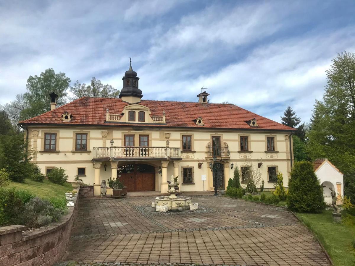 Zamecek Zdiky - Moderni Maly Apartman Bujanov Екстер'єр фото