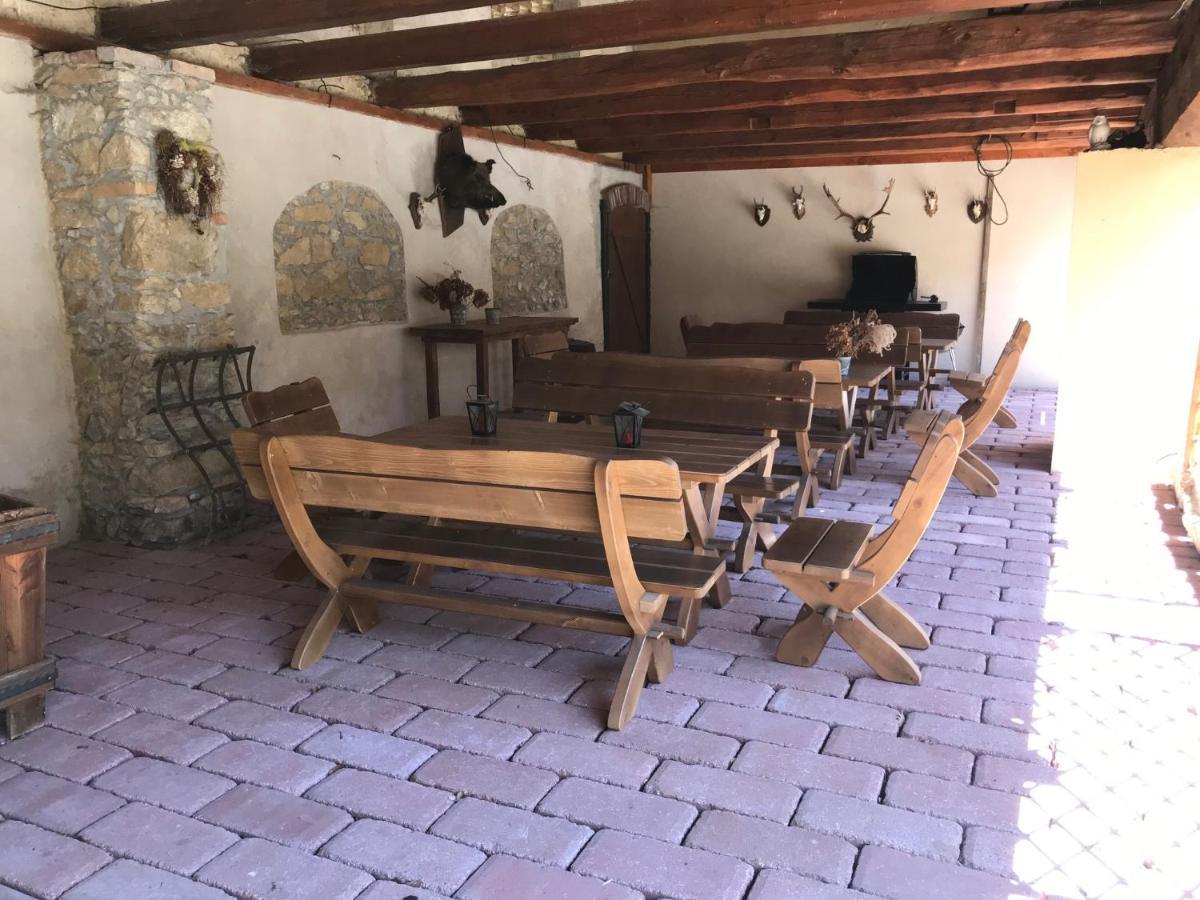 Zamecek Zdiky - Moderni Maly Apartman Bujanov Екстер'єр фото